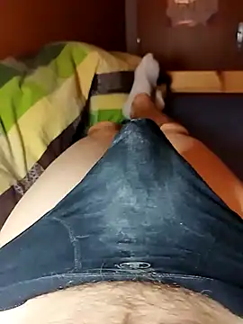 Snapshot of Crazzy_Maiky chatting on December 7, 2024, 3:47 pm Crazzy Maiky online show from December 7, 2024, 3:47 pm