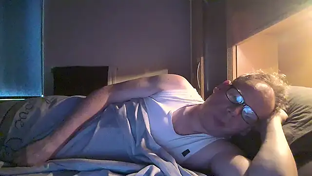 kinkyslet8 online show from September 21, 2025, 7:57 am