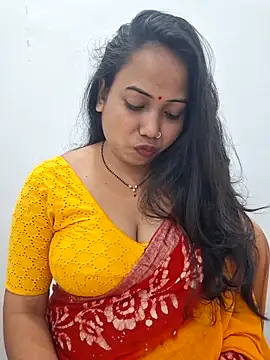 DREAM GIRL-30 online show from November 18, 2025, 5:27 pm