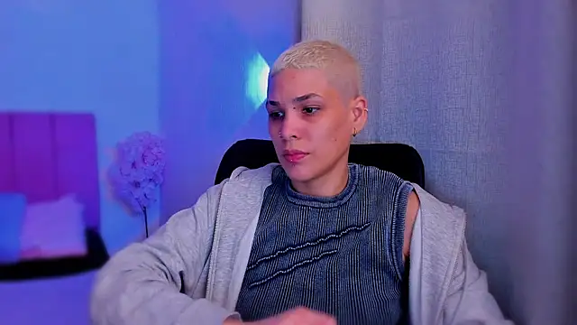 Charlee pink online show from February 5, 2026, 11:22 pm