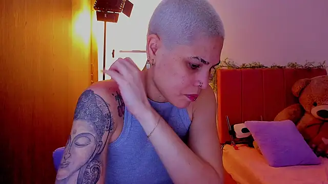 Charlee pink online show from March 26, 2026, 5:50 am