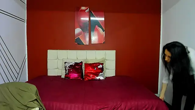 Snapshot of Abrillee1 chatting on February 4, 2025, 1:56 am Abrillee1 online show from February 4, 2025, 1:56 am