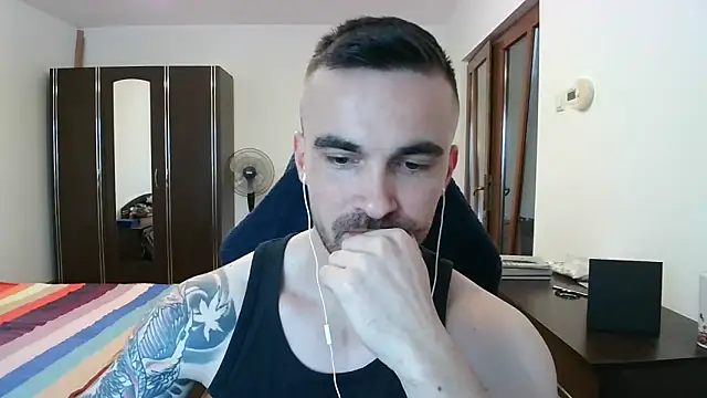 Snapshot of mu5clemania2 chatting on November 9, 2025, 1:59 pm mu5clemania2 online show from November 9, 2025, 1:59 pm