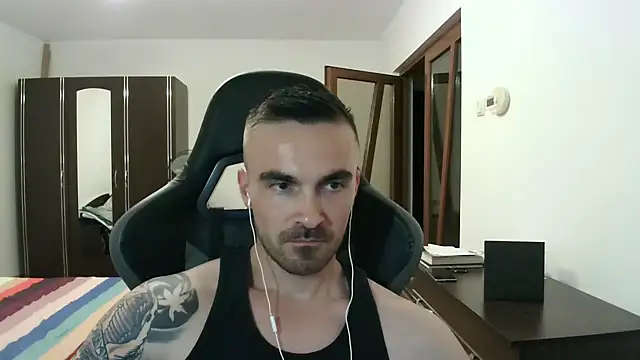 Snapshot of mu5clemania2 chatting on September 13, 2025, 5:24 pm mu5clemania2 online show from September 13, 2025, 5:24 pm