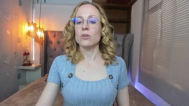 Snapshot of SammySanders chatting on February 25, 2025, 8:00 pm SammySanders online show from February 25, 2025, 8:00 pm