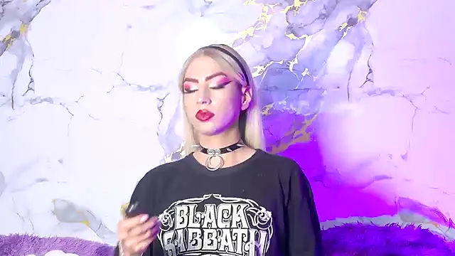 BrianaSchafer online show from March 24, 2026, 9:04 pm