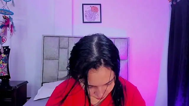 brianaGuzman online show from March 28, 2026, 3:57 pm