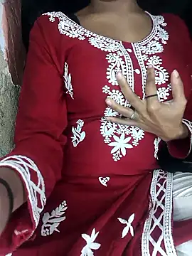 baby soni78690 online show from January 6, 2026, 6:01 pm