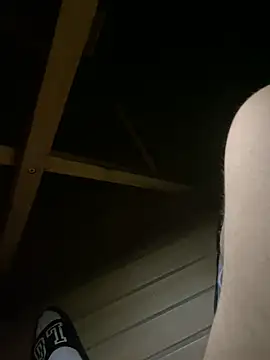 Snapshot of Tomy94_ chatting on September 12, 2025, 11:37 pm Tomy94 online show from September 12, 2025, 11:37 pm