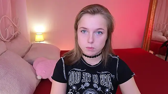 Snapshot of mary_ton chatting on November 7, 2025, 5:12 am mary ton online show from November 7, 2025, 5:12 am