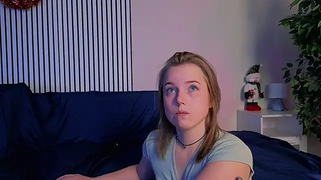 Snapshot of mary_ton chatting on November 28, 2025, 5:29 am mary ton online show from November 28, 2025, 5:29 am