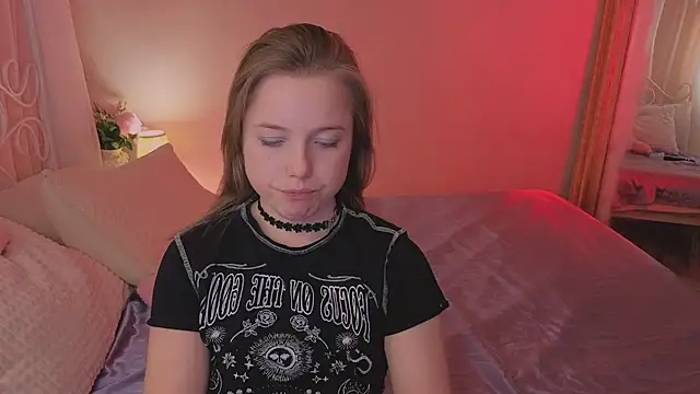 Snapshot of mary_ton chatting on February 15, 2026, 5:19 am mary ton online show from February 15, 2026, 5:19 am