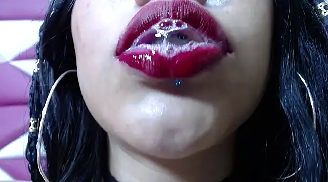 lily jamesx online show from February 24, 2025, 10:36 pm