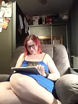 Snapshot of Marie1992PL chatting on March 21, 2026, 7:07 pm Marie1992PL online show from March 21, 2026, 7:07 pm