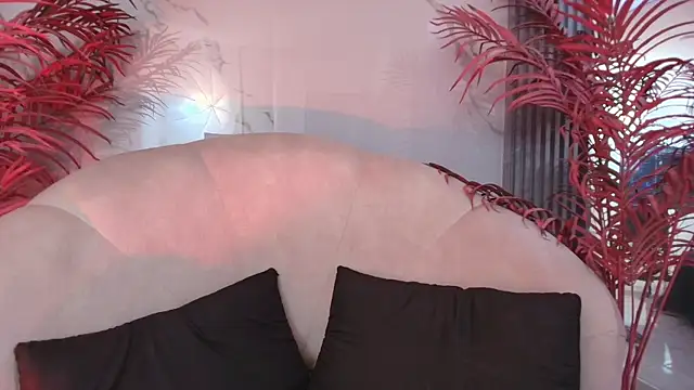 EvaHalsey online show from October 22, 2025, 7:13 pm