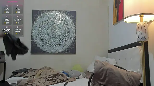 nakedfoam1 online show from November 5, 2025, 4:48 am