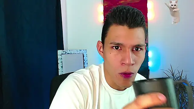 Snapshot of dirtyboy_23 chatting on March 18, 2025, 12:19 am dirtyboy 23 online show from March 18, 2025, 12:19 am