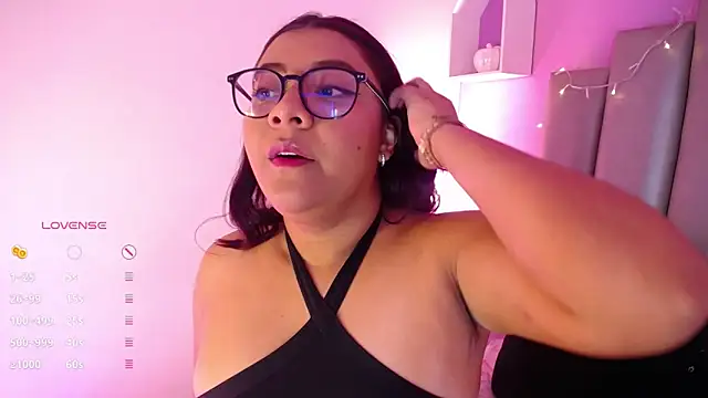 MeghanBurn online show from March 21, 2025, 1:12 pm