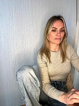 Snapshot of Milla__one chatting on January 16, 2026, 11:47 am Milla one online show from January 16, 2026, 11:47 am