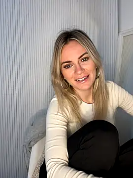 Snapshot of Milla__one chatting on January 8, 2026, 8:42 am Milla one online show from January 8, 2026, 8:42 am