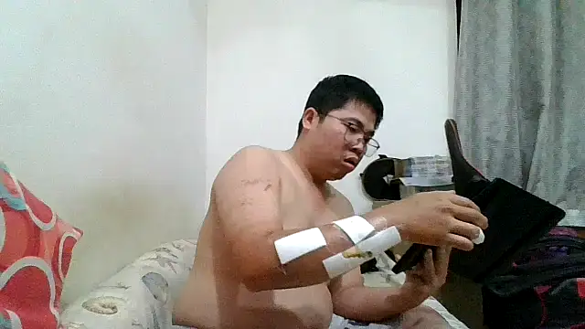 shyboymasturbation online show from December 1, 2025, 1:01 pm