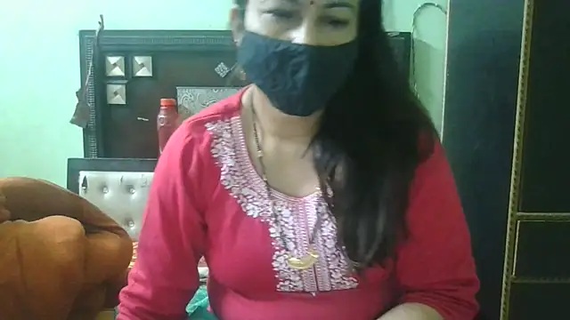 couplesuni online show from November 15, 2025, 11:25 am