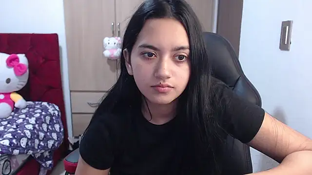 Snapshot of kayla_k18 chatting on February 18, 2026, 1:03 am kayla k18 online show from February 18, 2026, 1:03 am