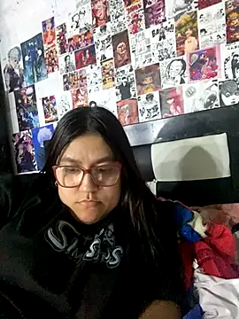 dafne19  online show from December 14, 2025, 3:57 am