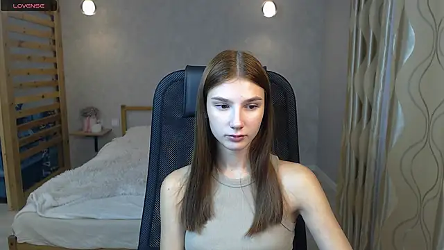 AnaHoney online show from October 2, 2025, 2:48 am