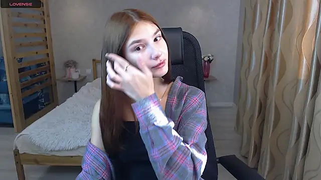 AnaHoney online show from September 10, 2025, 1:04 am