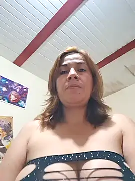 Snapshot of Zaralu_ chatting on January 12, 2025, 8:36 pm Zaralu online show from January 12, 2025, 8:36 pm