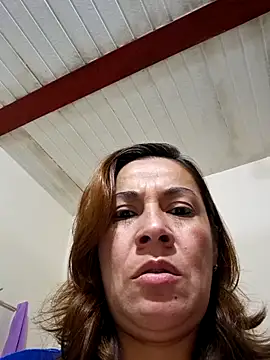 Snapshot of Zaralu_ chatting on October 12, 2025, 6:53 pm Zaralu online show from October 12, 2025, 6:53 pm