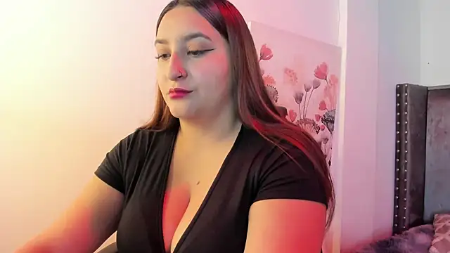 Snapshot of Alaia_Cute chatting on October 4, 2025, 3:41 am Alaia Cute online show from October 4, 2025, 3:41 am