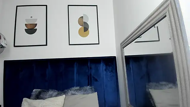 Snapshot of Alaia_Cute chatting on February 4, 2026, 4:18 am Alaia Cute online show from February 4, 2026, 4:18 am