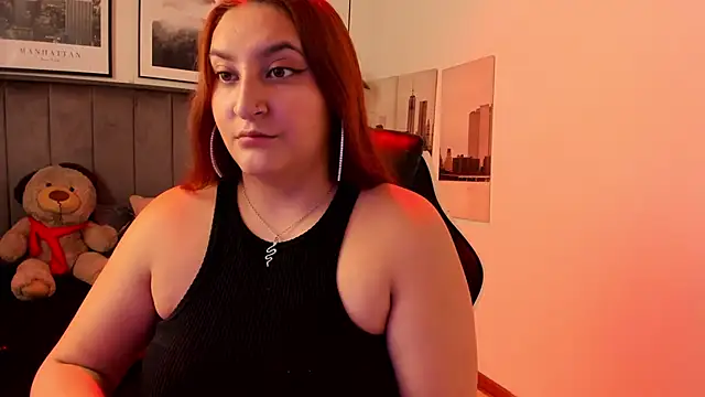 Snapshot of Alaia_Cute chatting on March 3, 2025, 2:33 am Alaia Cute online show from March 3, 2025, 2:33 am