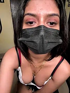 Snapshot of Aakanshaa__ chatting on December 17, 2025, 12:10 pm Aakanshaa online show from December 17, 2025, 12:10 pm