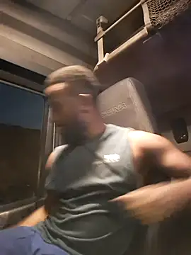 bull Giant online show from September 19, 2025, 12:47 am