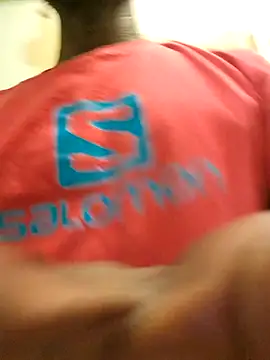 bull Giant online show from March 5, 2025, 8:53 pm