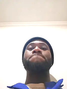 bull Giant online show from October 1, 2025, 7:40 pm