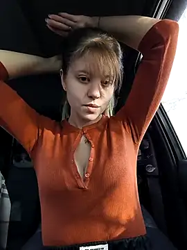 Snapshot of astiSWEET chatting on December 16, 2025, 9:02 am astiSWEET online show from December 16, 2025, 9:02 am