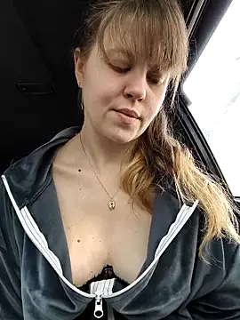 Snapshot of astiSWEET chatting on February 3, 2026, 9:14 am astiSWEET online show from February 3, 2026, 9:14 am