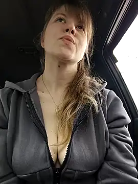 Snapshot of astiSWEET chatting on January 9, 2026, 8:32 am astiSWEET online show from January 9, 2026, 8:32 am