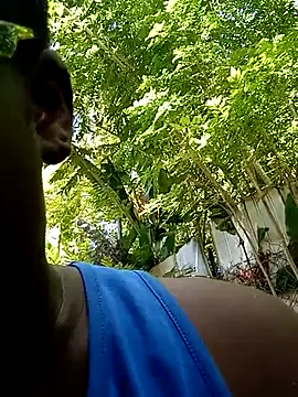 Jeanlaurent972 online show from October 24, 2025, 2:16 pm