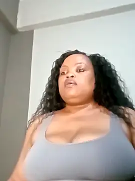 hugemelonsxxx online show from October 15, 2025, 7:00 pm