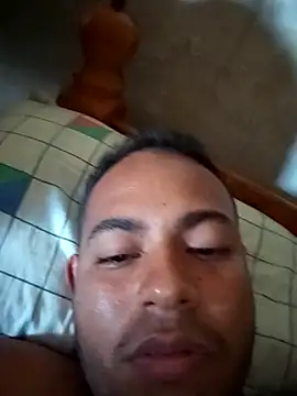 Snapshot of AlkalineCalmness chatting on February 8, 2026, 5:43 pm AlkalineCalmness online show from February 8, 2026, 5:43 pm