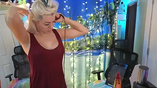 cunty tranny lydia online show from July 16, 2026, 10:51 pm