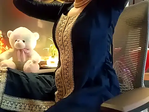 Snapshot of GoldnessAishu chatting on January 30, 2025, 6:54 pm GoldnessAishu online show from January 30, 2025, 6:54 pm