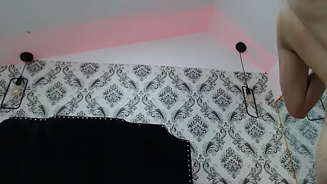 SaaraBrown online show from March 14, 2025, 6:50 pm