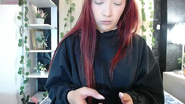 Snapshot of Mia_Rinn chatting on February 21, 2025, 1:55 pm Mia Rinn online show from February 21, 2025, 1:55 pm
