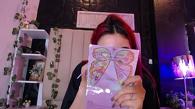Snapshot of Mia_Rinn chatting on March 17, 2025, 2:01 pm Mia Rinn online show from March 17, 2025, 2:01 pm
